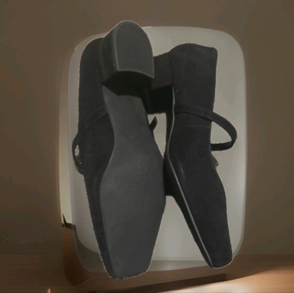 Matisse Mirabelle Mary Jane pumps, featuring a square toe and a buckled strap. - Picture 4 of 8